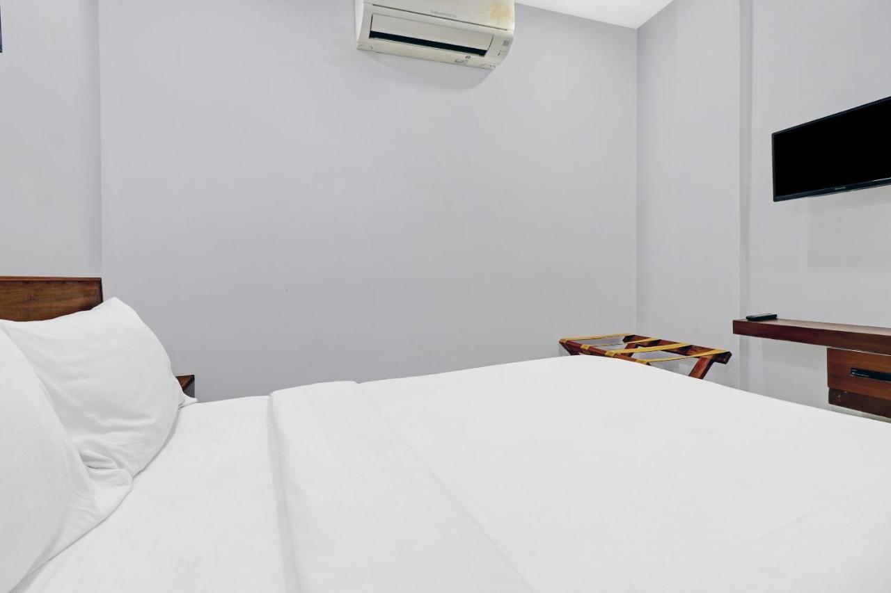 Oyo Townhouse 595 Majestic Inn Kochi المظهر الخارجي الصورة